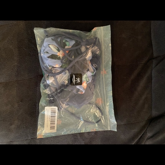 Bikini - floral/navy cupshe size S - Picture 8 of 10